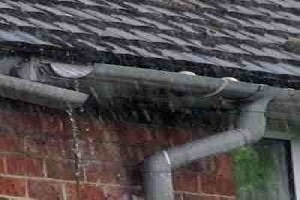 Gutter and downspout replacement near Davyhulme, Urmston M41